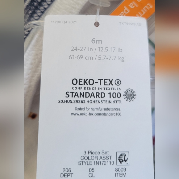 Just one you carters set 3 pieces boys 6 months - Picture 4 of 4